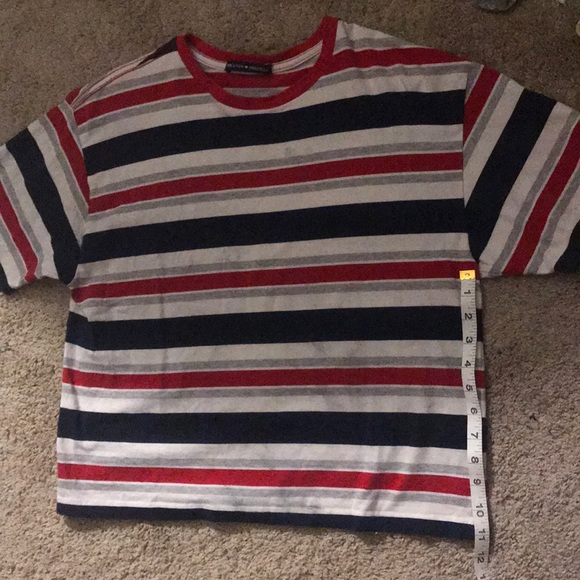 Brandy Melville tee - Picture 4 of 4